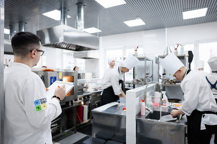 ���������� ��������: �������� ��������� ��������� �������� ���������� �� Coffeemania Students Cup