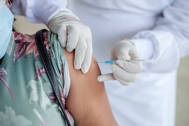 В поликлиники Московской области поступили вакцины от гриппа