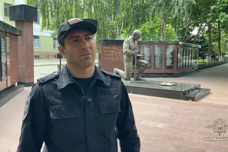 МВД наградит полицейского из Дагестана, спасшего туристов