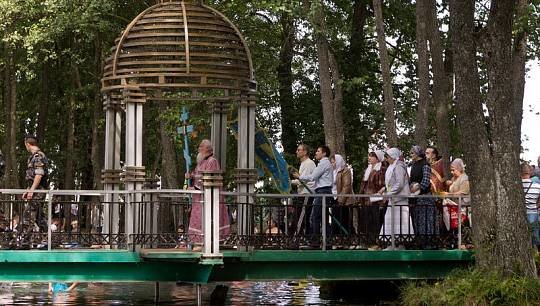 14 августа по новому стилю православная церковь совершает несколько празднеств. Все они по-своему важны. Расскажем вкрат...
