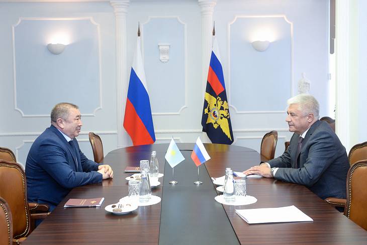 Россия и Казахстан обсудили актуальные вопросы сотрудничества в правоохранительной сфере