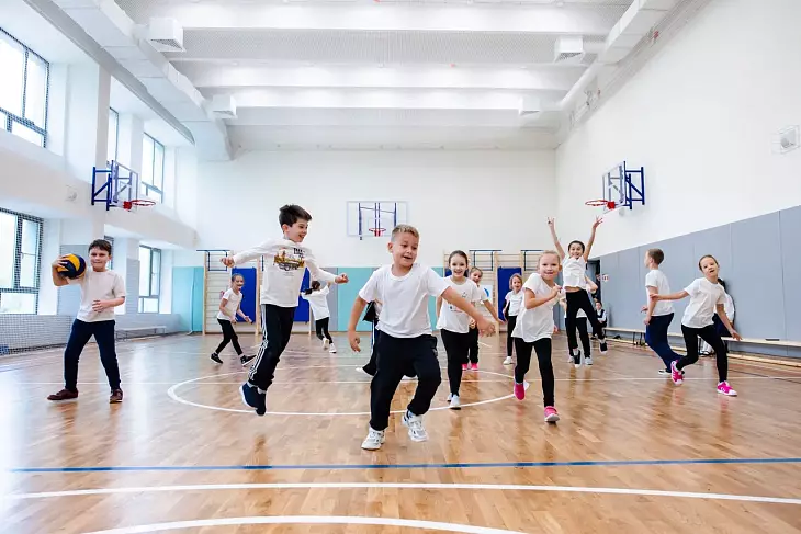 ����� 100 ���������� ��������� � ��������� ������ ����� ������������� �� ������� ���� �����