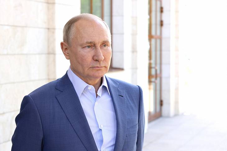 Путин: Прививки от коронавируса сделали 21,5 млн человек