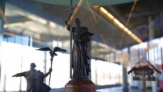 На станции «Воробьевы горы» столичного метрополитена открылась выставка миниатюрных копий памятников
