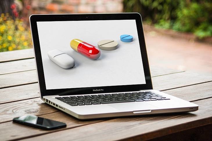 Безрецептурные лекарства можно будет купить онлайн