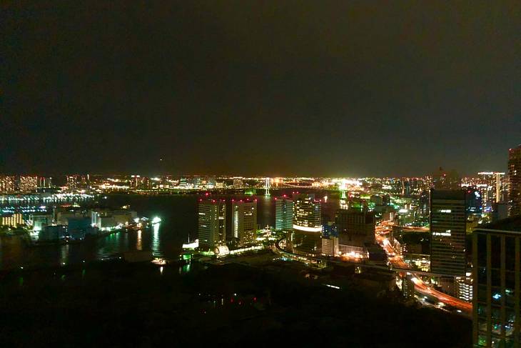 ������ ������� ������ �������� � �������������, ����������� 30 ��� �����