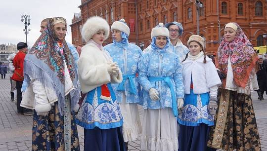 Москвичи и гости столицы приняли участие в ярком событии в честь государственного праздника – Дня народного единства.