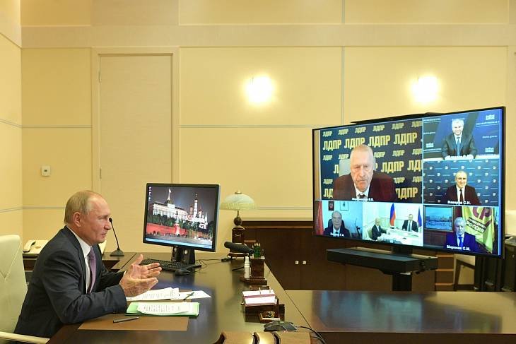 Владимир Путин провел встречу с руководителями фракций Госдумы