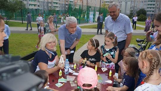 Мэр Москвы осмотрел ход работ по комплексному благоустройству Парка Победы и Центрального проспекта в Зеленограде