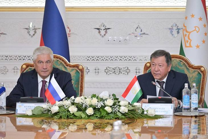 �. ����������� � �. ��������� ������� ��������� ������������ �������� ��� �� � ������������