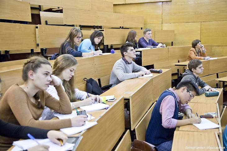 Чернышенко: До конца 2025 года «Цифровые кафедры» выпустят свыше 385 тысяч человек