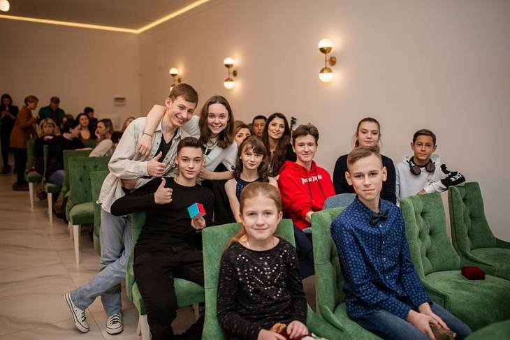 В Петербурге выбрали лучших юных чтецов поэзии