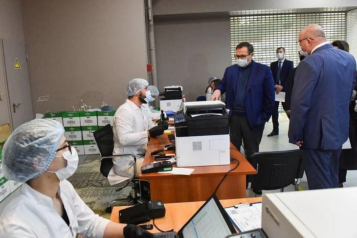 В аэропорту Шереметьево усилят контроль за соблюдением масочного режима
