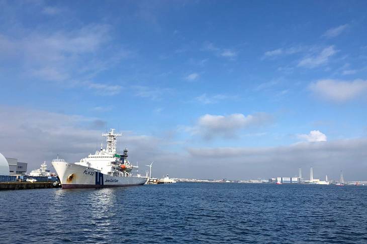 �������� ��������� ������� ������ � ��������� ������� � ������