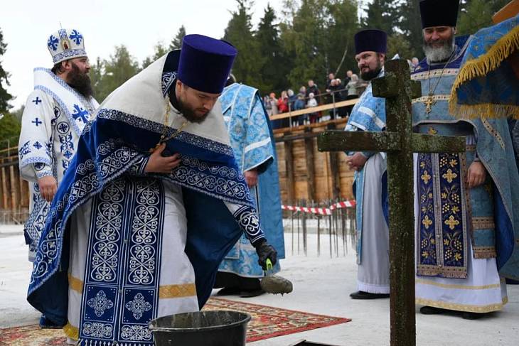 В Зеленограде освятили закладной камень храма иконы Божией Матери «Скоропослушница» В Зеленограде освятили закладной камень храма иконы Божией Матери «Скоропослушница»