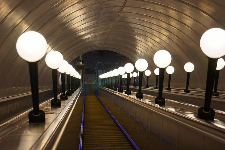 С начала года в столичном метро отремонтировали более 70 эскалаторов 