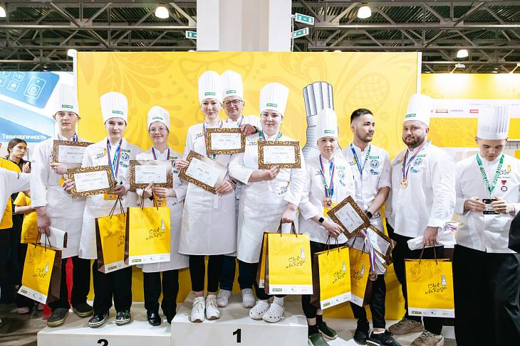 Студенты московских колледжей стали призерами на всероссийском кулинарном чемпионате Студенты московских колледжей стали призерами на всероссийском кулинарном чемпионате