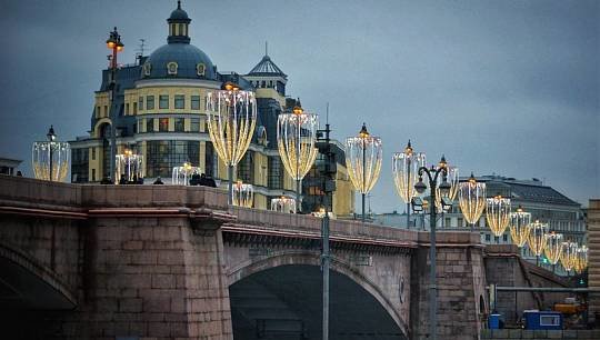 За 80 лет своей истории Большой Москворецкий мост стал неотъемлемой частью исторического облика столицы