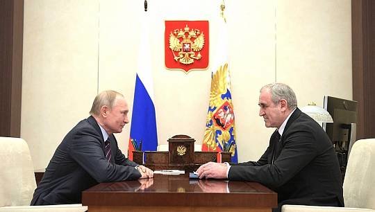 Об этом президента попросил глава фракции «Единая Россия» в Госдуме Сергей Неверов