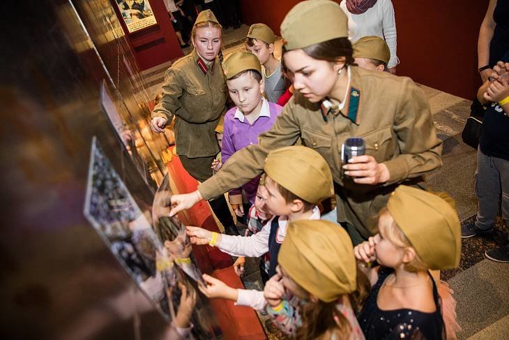 Около 4 тысяч детей посетили «Ёлку Победы» за первые две недели
